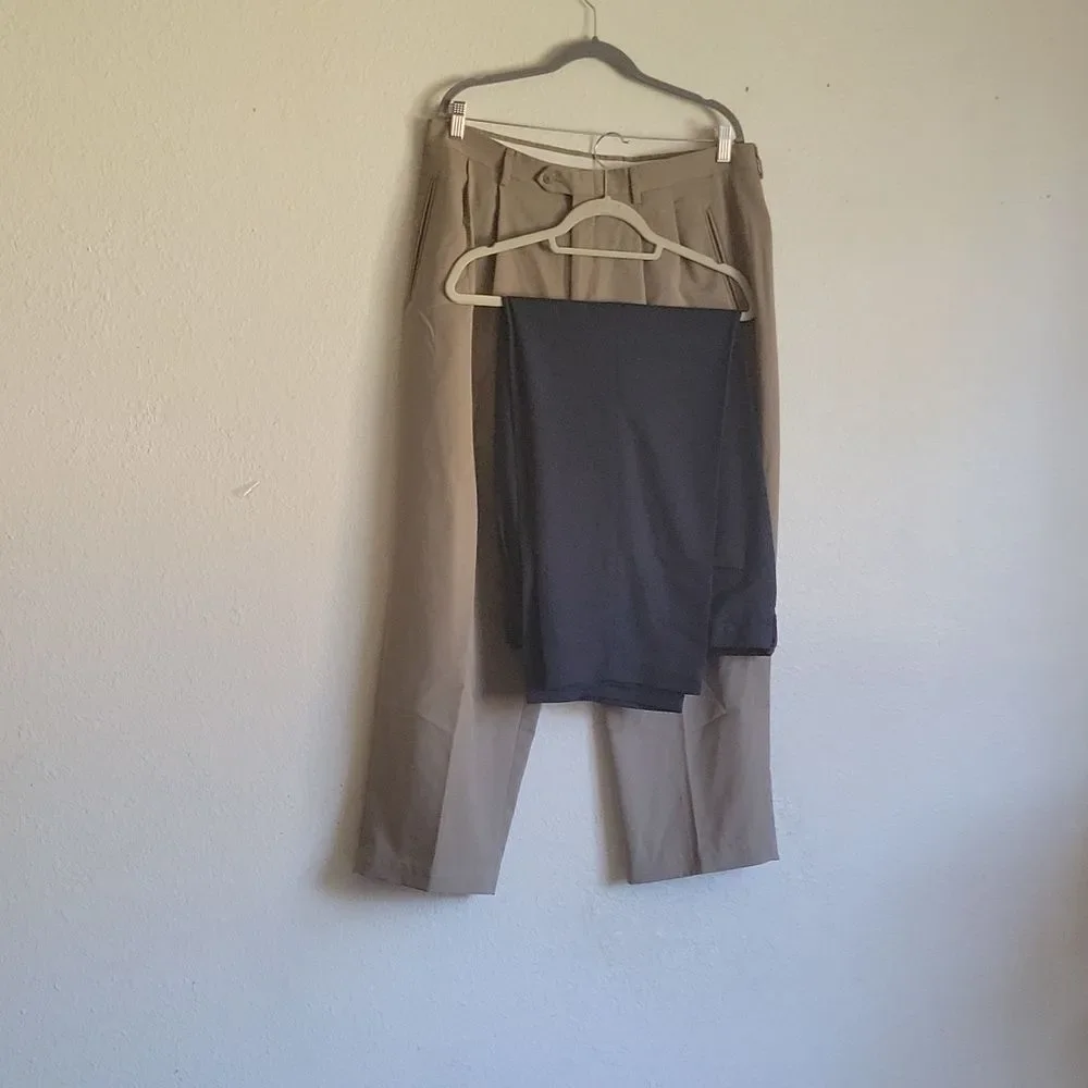 CLAIRBONE 2 pants size 38x30 1 cream 1 navy blue - Picture 4 of 16
